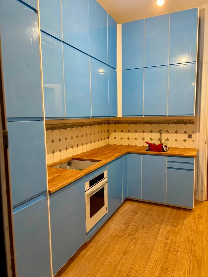 Handwaerk fitted kitchen